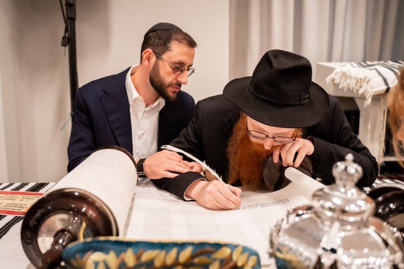 לסין אלכסנדר