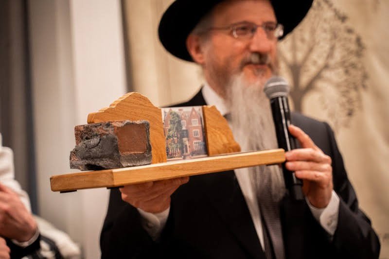 לסין אלכסנדר