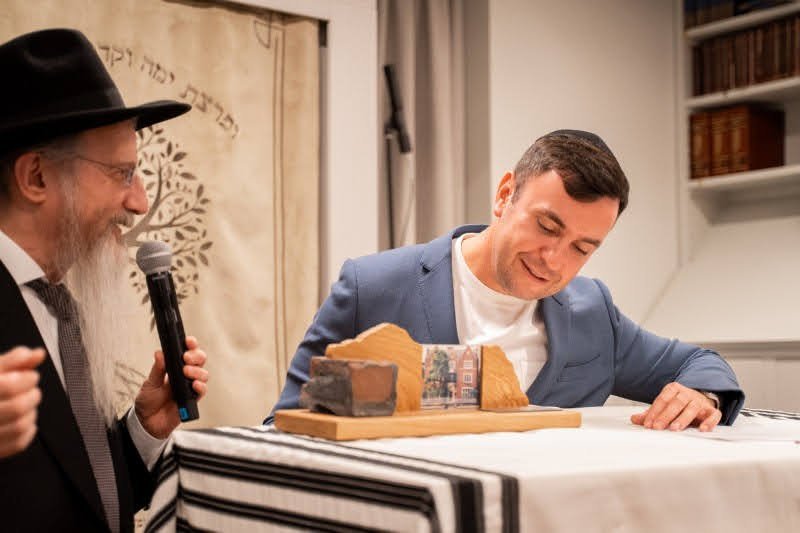 לסין אלכסנדר