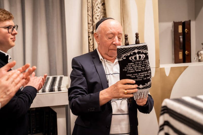 לסין אלכסנדר