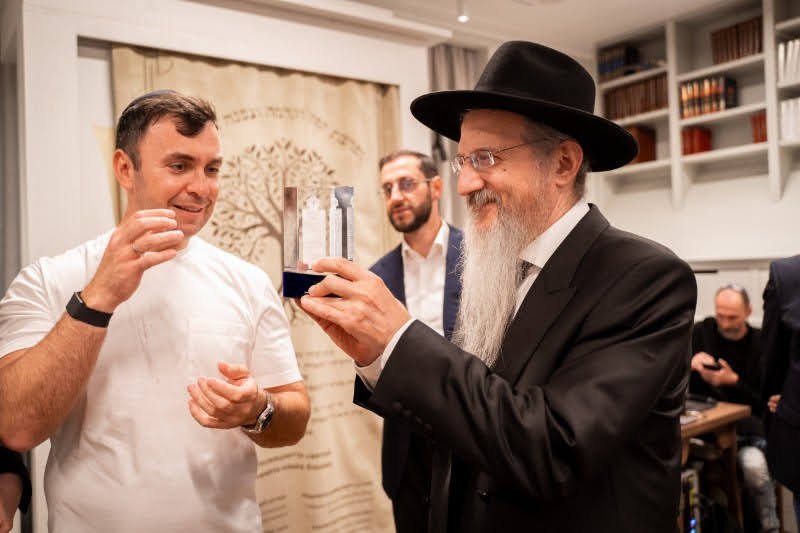 לסין אלכסנדר