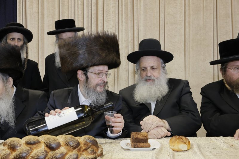 א.ה וב. מיכאלי