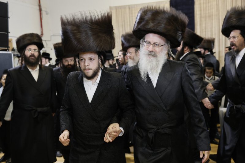 א.ה וב. מיכאלי