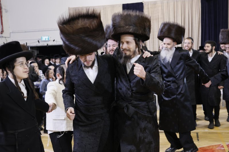 א.ה וב. מיכאלי