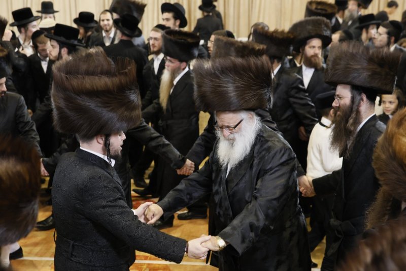 א.ה וב. מיכאלי