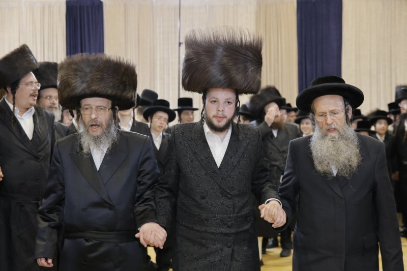 א.ה וב. מיכאלי