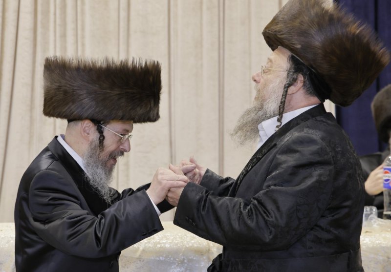 א.ה וב. מיכאלי
