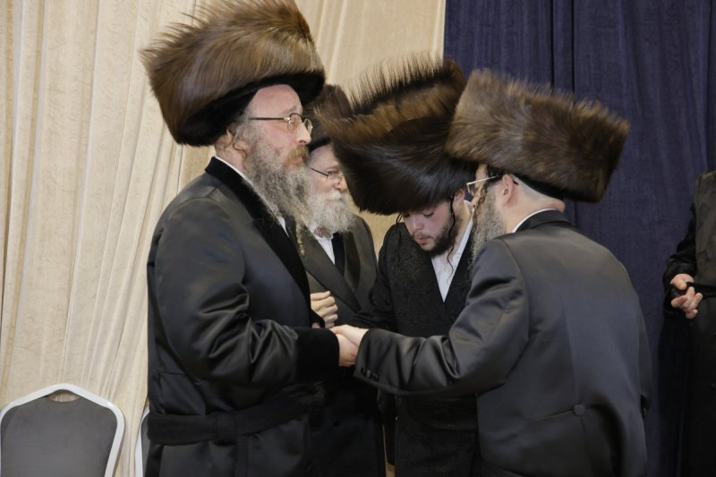 א.ה וב. מיכאלי