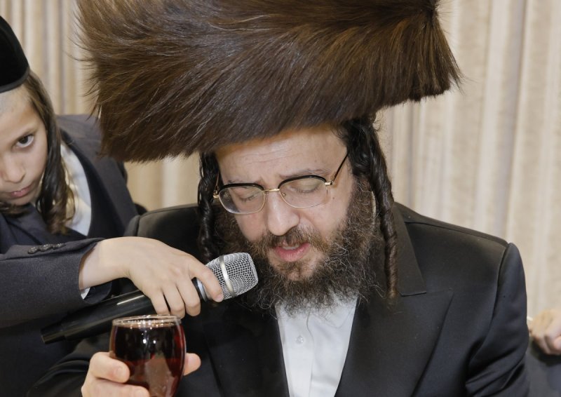 א.ה וב. מיכאלי