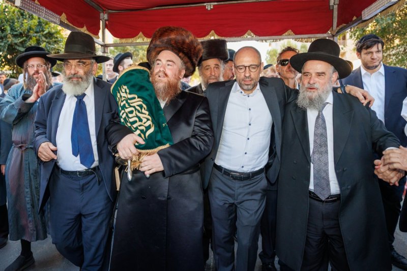 דניאל נפוסי