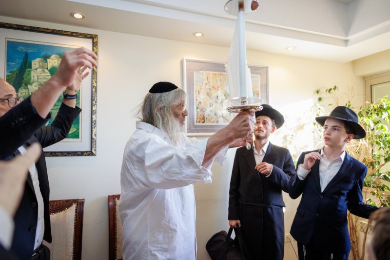 דניאל נפוסי