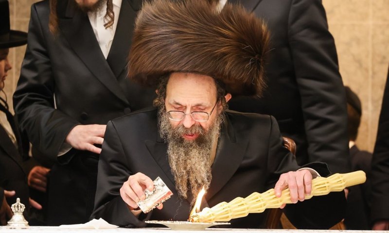 חודשי הקיץ: הרבי מסטוטשין ישבות בירושלים • כל אירועי וזמני השבת