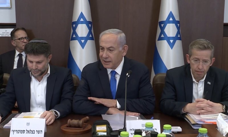 צעקות, עימותים ודפיקות על השולחן: כך התפוצץ דיון הקבינט שנמשך שעות