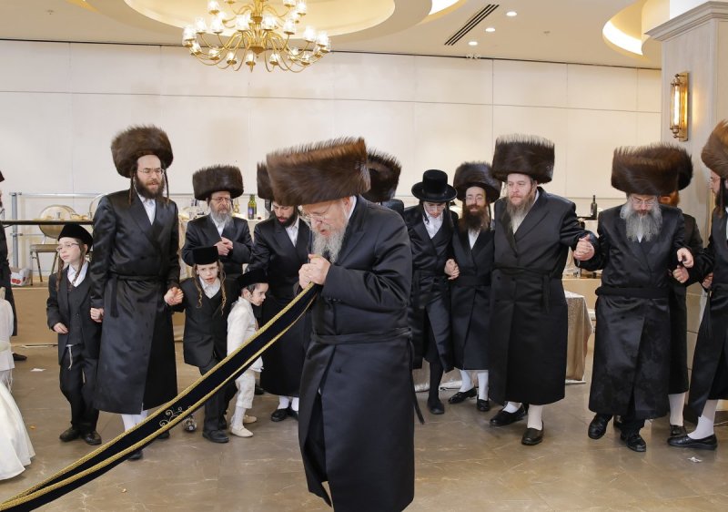 ב. מיכאלי וא.שטול