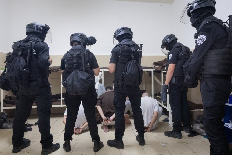 חיים גולדברג, פלאש 90