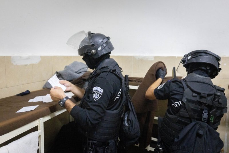 חיים גולדברג, פלאש 90