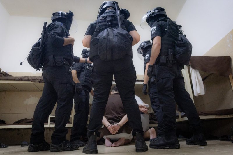 חיים גולדברג, פלאש 90