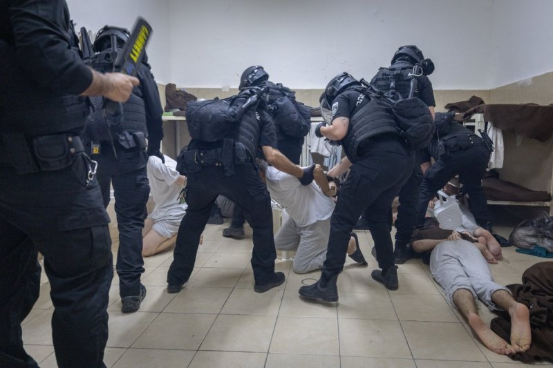 חיים גולדברג, פלאש 90