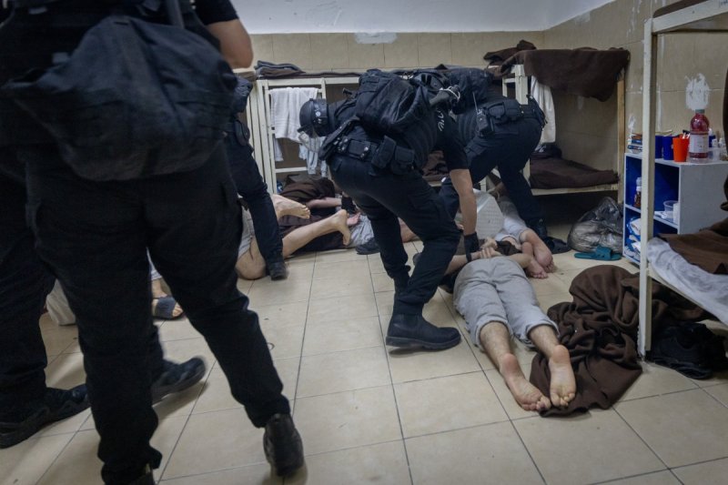 חיים גולדברג, פלאש 90