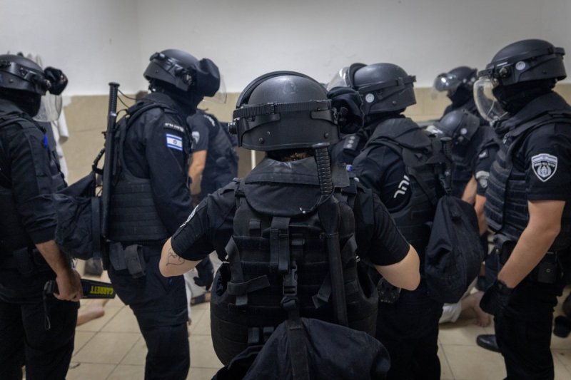 חיים גולדברג, פלאש 90