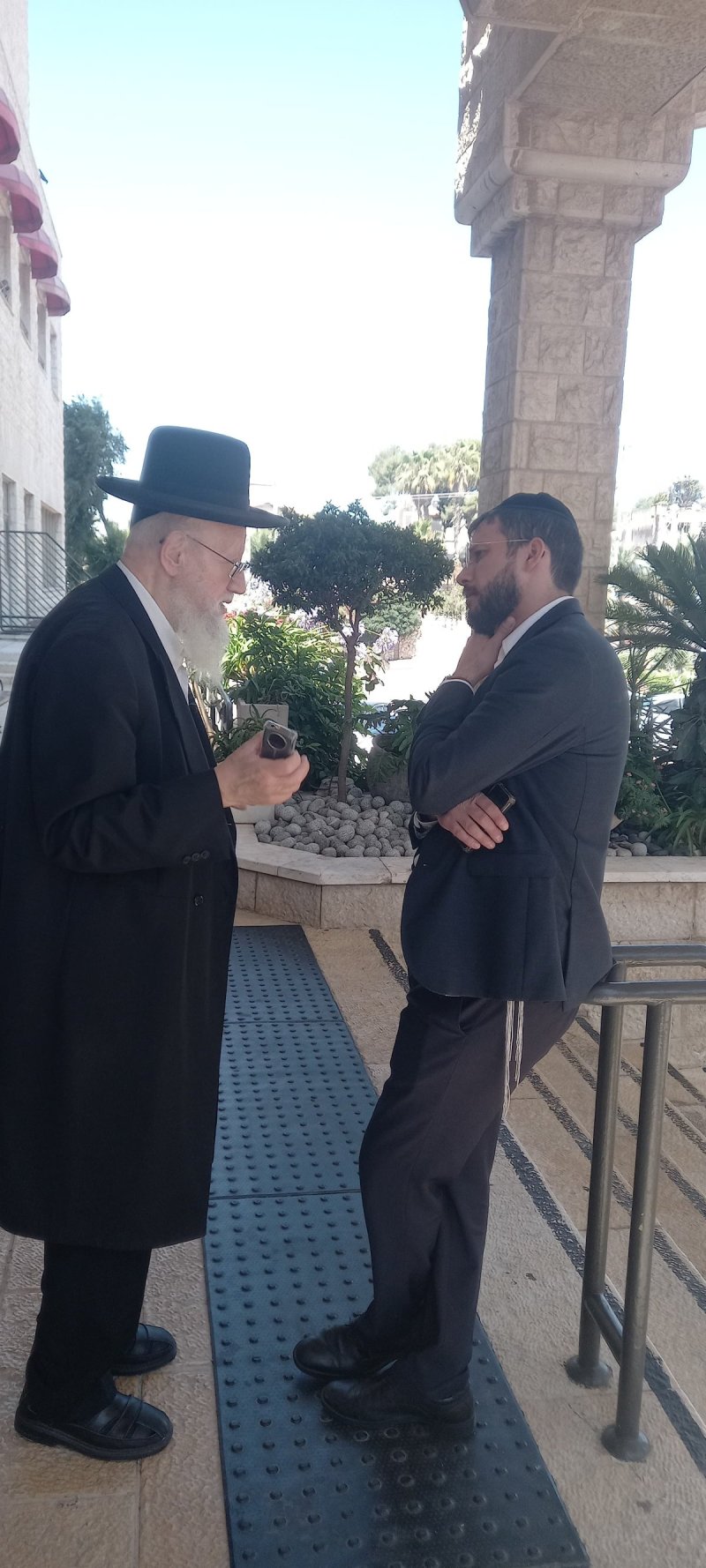 באדיבות המצלם