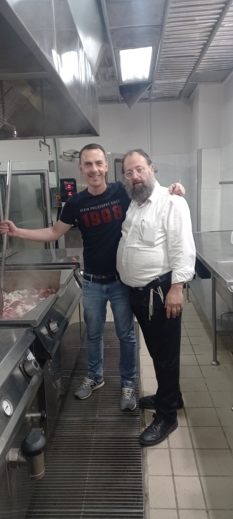 באדיבות המצלם