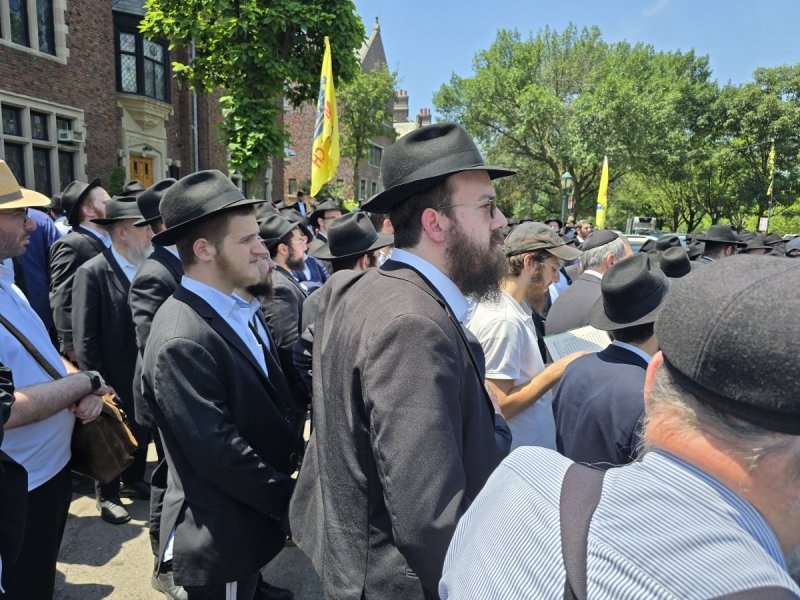 יוסי קורנט, חב"ד מתעדכנים