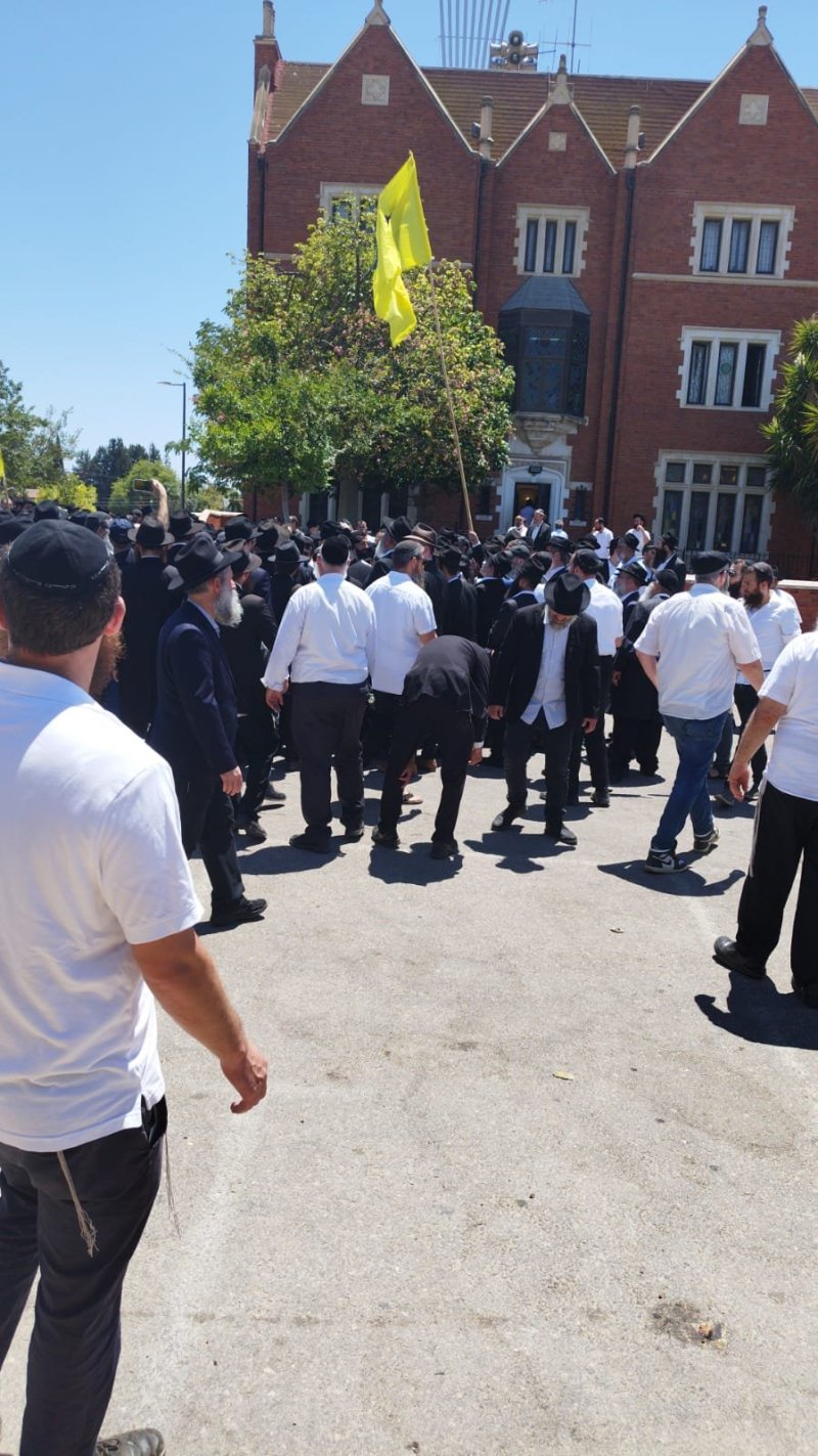 חב"ד מתעדכנים