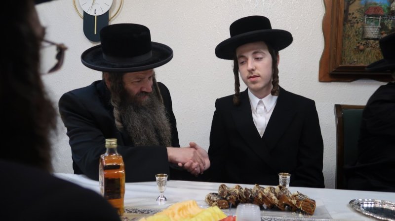 באדיבות המצלם