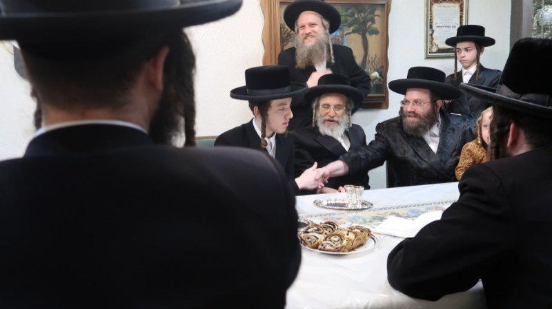 באדיבות המצלם