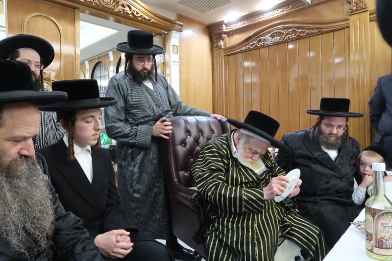 באדיבות המצלם