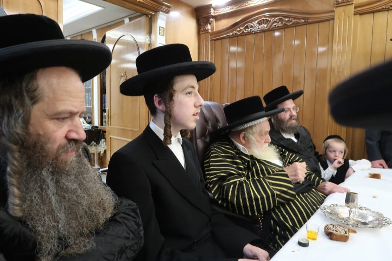 באדיבות המצלם