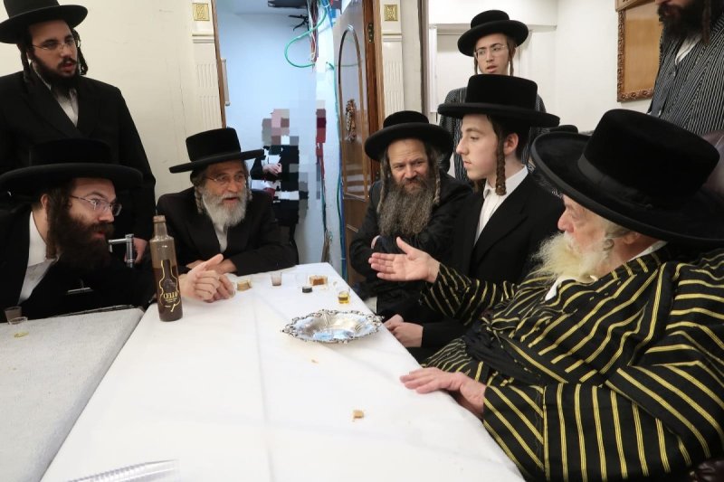 באדיבות המצלם