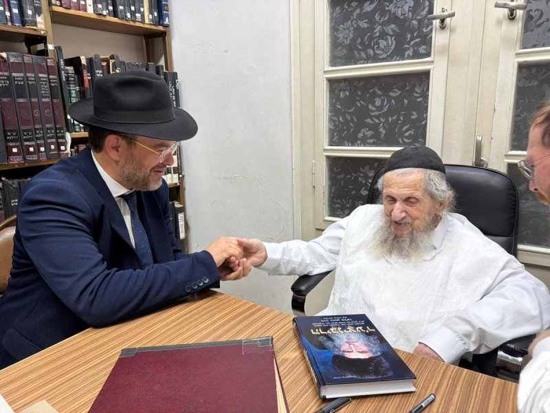 באדיבות המצלם