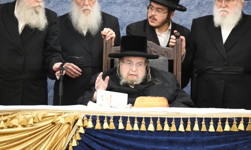 האדמו"ר מבעלזא לאברכים: "כל אחד יודע מה קורה ברחוב תמשיכו להתעלות"