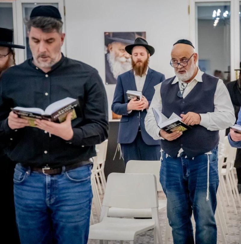 באדיבות המצלם