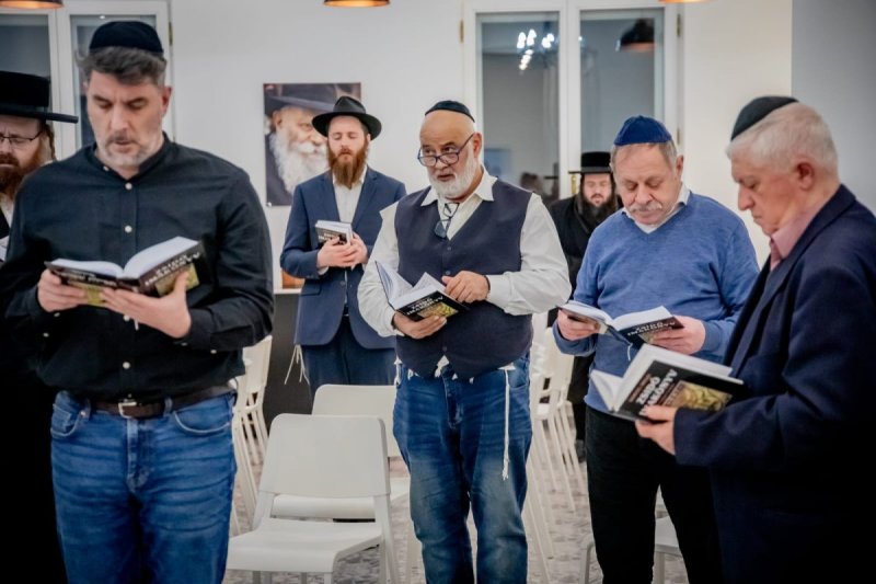 באדיבות המצלם