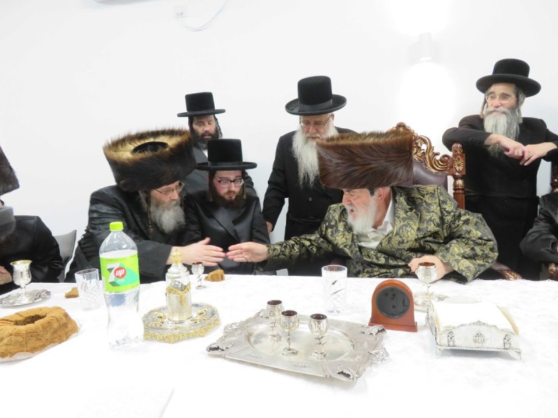 באדיבות המצלם