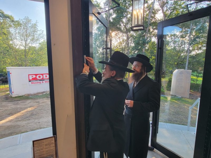 באדיבות המצלם