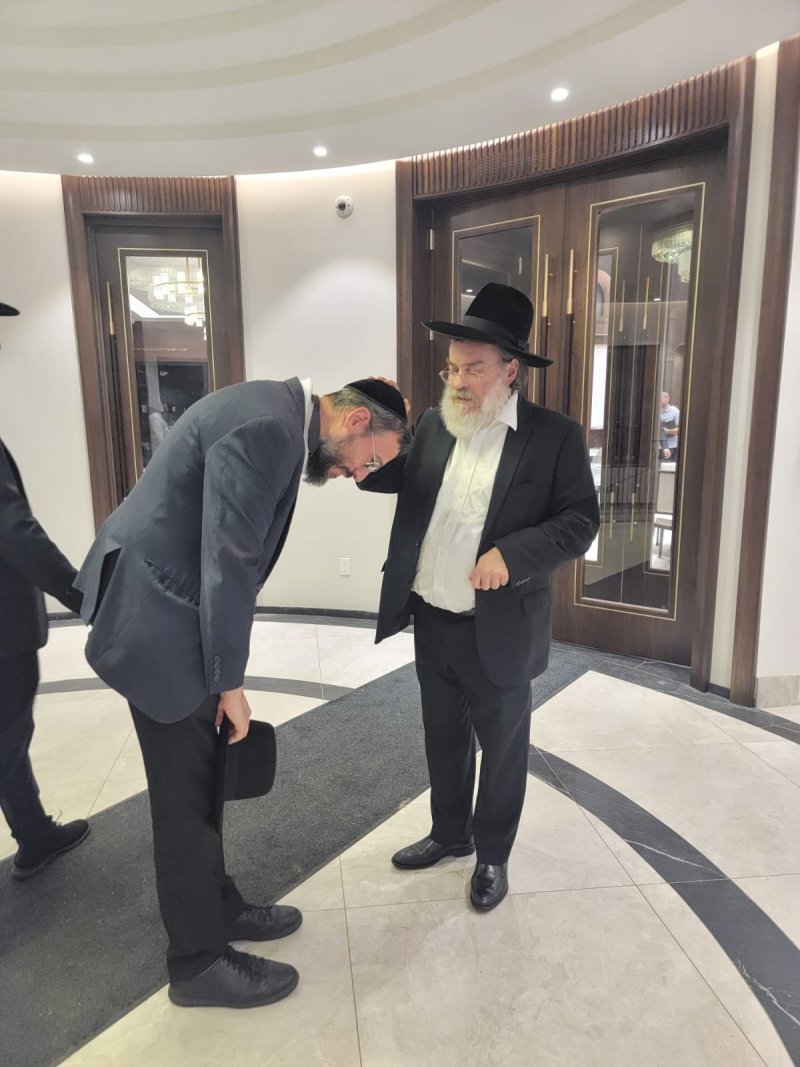 באדיבות המצלם