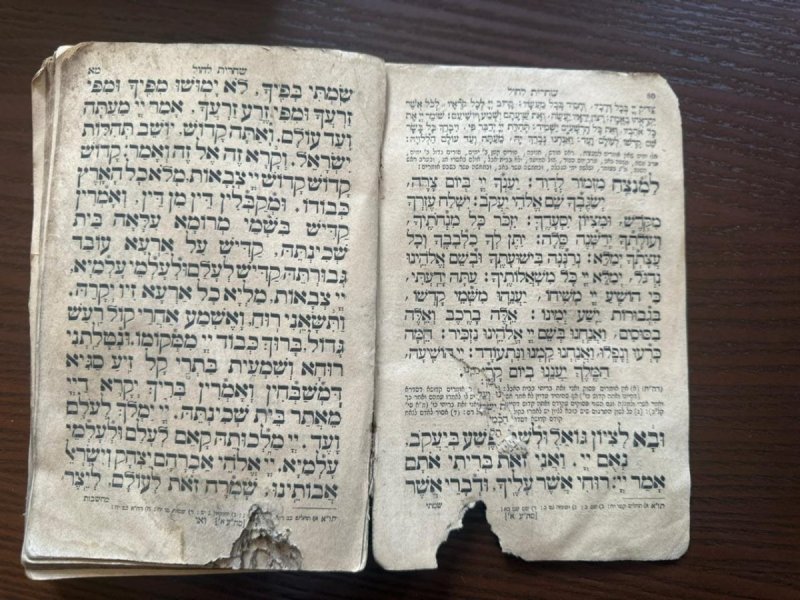 באדיבות המצלם