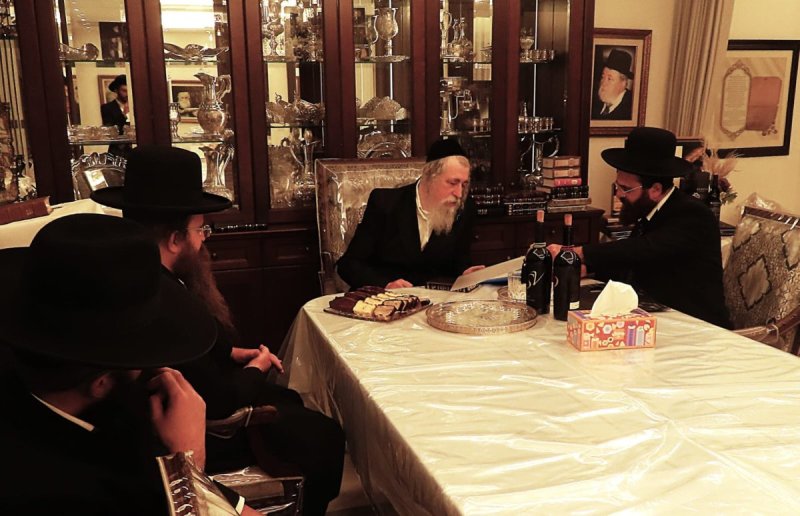 באדיבות המצלם