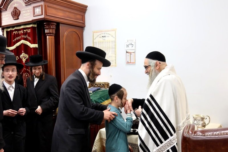 באדיבות המצלם