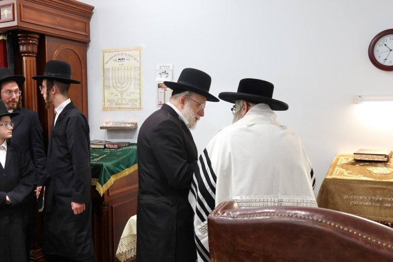 באדיבות המצלם