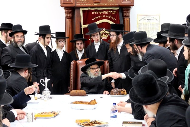 באדיבות המצלם