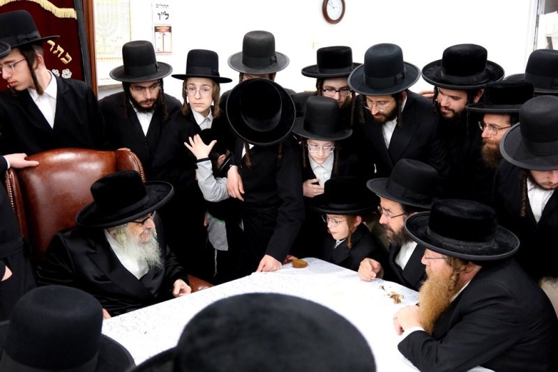 באדיבות המצלם