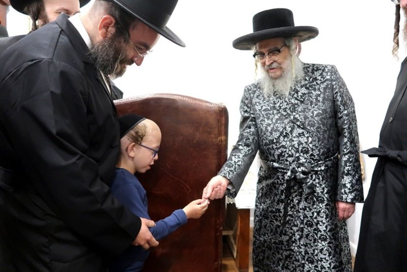 באדיבות המצלם