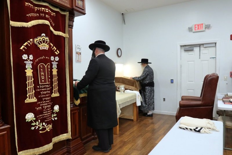 באדיבות המצלם