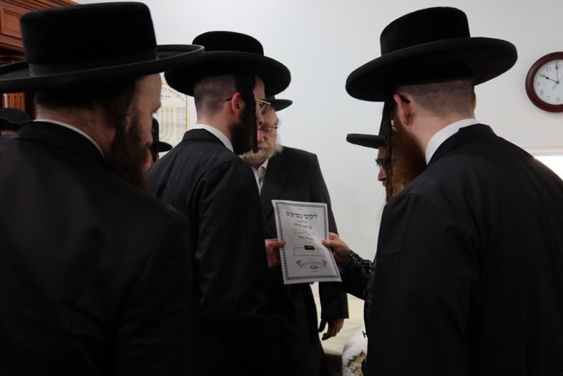 באדיבות המצלם