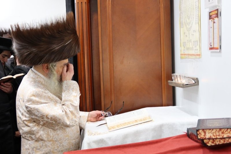 באדיבות המצלם